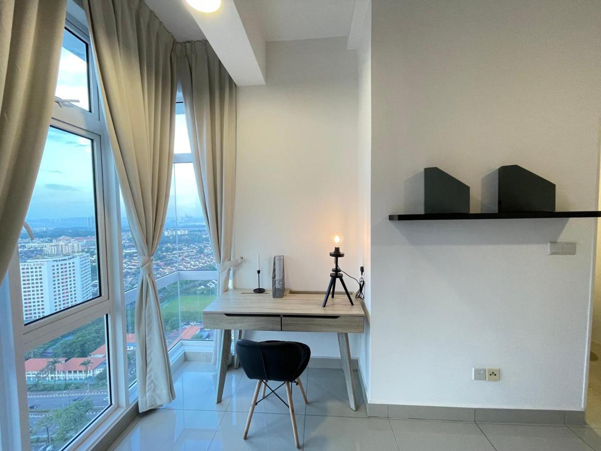 Twin Galaxy Residences 1+1 Homestay @ ג'והור בהרו מראה חיצוני תמונה